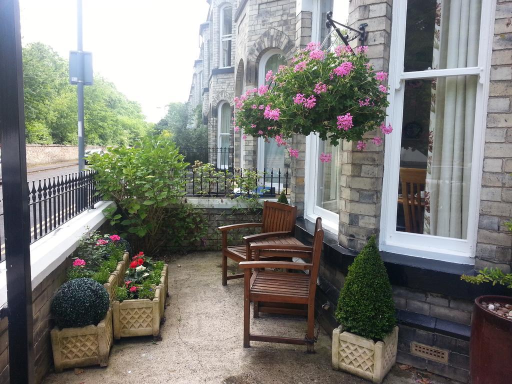 Bronte Guest House York Room photo